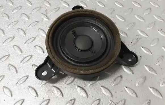 Audi A8 S8 D4 4H Front door speaker 4H0035397