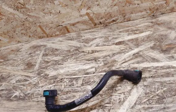 Porsche Panamera (970) Engine coolant pipe/hose 97010631201