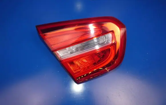 Mercedes-Benz GLA W156 X156 Tailgate rear/tail lights A1569061158 X156T2HIQ04 21140102
