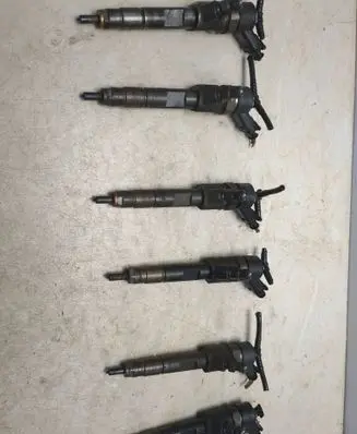 Renault Scenic II - Grand scenic II Fuel injectors set 0445110230