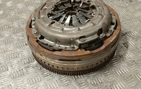 Mercedes-Benz E W212 Clutch set kit A6510304405