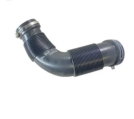 Audi Q3 F3 Air intake hose/pipe 5QF129654AA 5QF129654