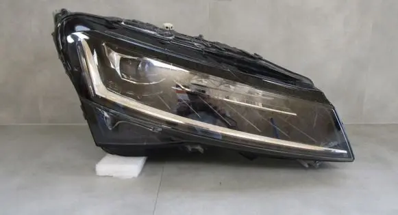 Skoda Superb B8 (3V) Headlight/headlamp 3V1941016D