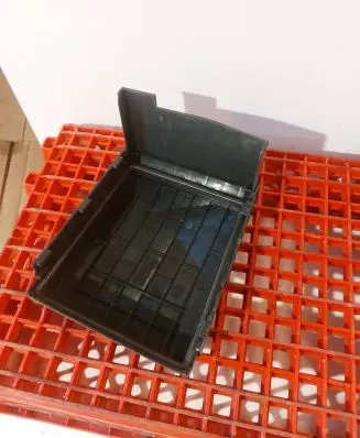 Volkswagen PASSAT B6 Fuse box cover 1K0937132F 014189871 17180061