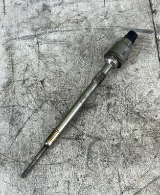 Opel Insignia A Glow plug 55590467