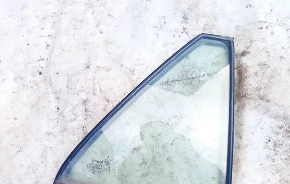 Toyota Avensis T250 Rear vent window glass AS2