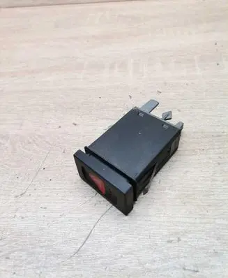 Volkswagen PASSAT B5 Hazard light switch 3B0953235D