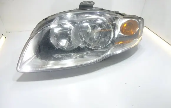 Audi A4 S4 B7 8E 8H Headlight/headlamp 8E0941003AJ 0301219201