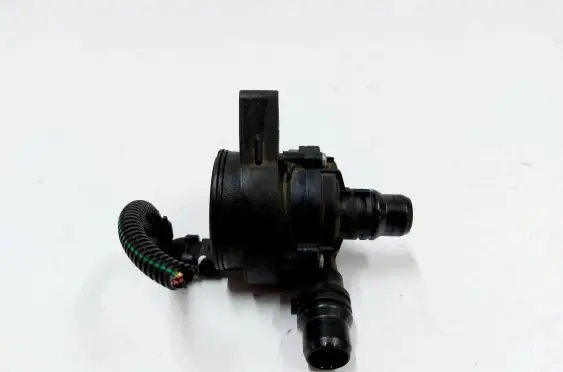 Opel Mokka B Electric auxiliary coolant/water pump 9833874480