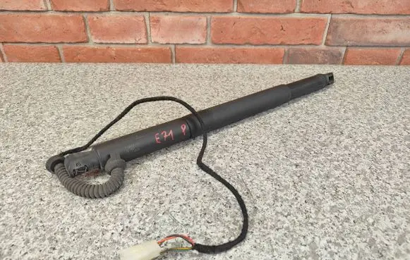 BMW X6 E71 Tailgate/trunk strut/damper 7188490