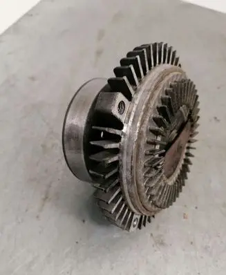 Volkswagen PASSAT B5.5 Viscous fan clutch 06B121347