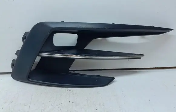 Renault Megane IV Front bumper lower grill 2261A21573R 261522200R