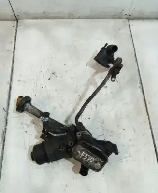 Opel Combo D Oil filter mounting bracket