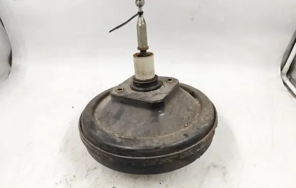 Audi A4 S4 B5 8D Brake booster 8D0612105F