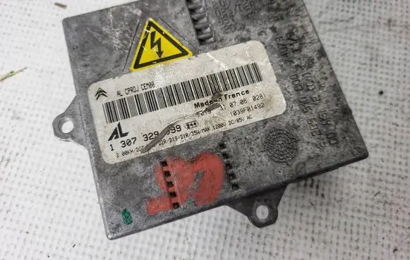 Citroen C6 Xenon control unit/module 1307329099 1039F01492