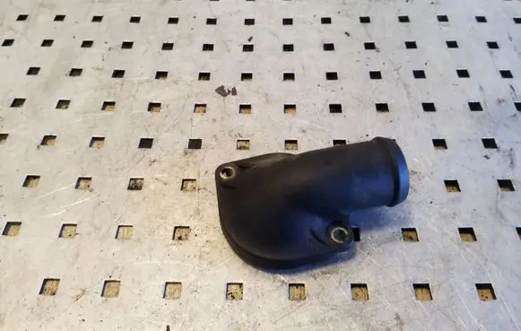 Thermostat/thermostat housing