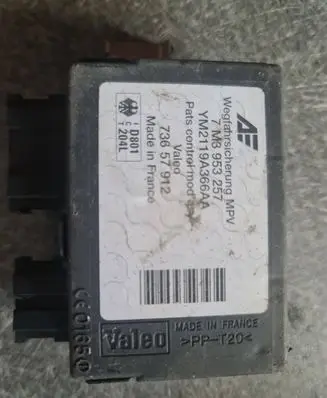 Volkswagen PASSAT B7 Immobilizer control unit/module 7M3953257 73657912 YM2119A366AA