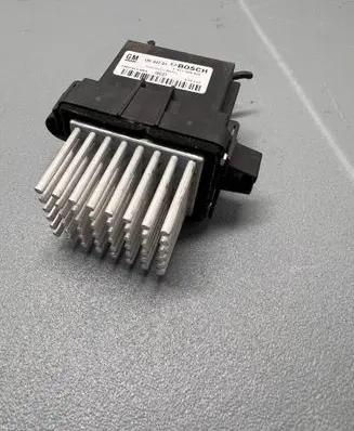 Opel Insignia B Heater blower motor/fan resistor 13503201