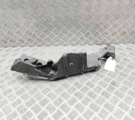 BMW i3 Fender mounting bracket 7368157