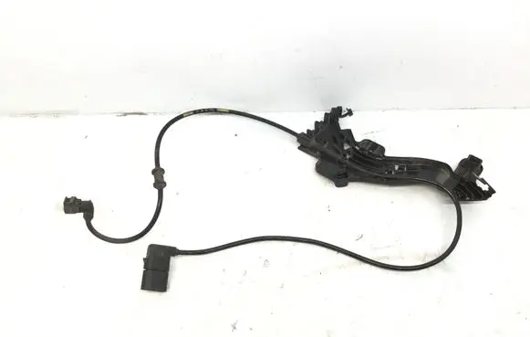Mercedes-Benz C AMG W205 ABS rear brake sensor A2055409127