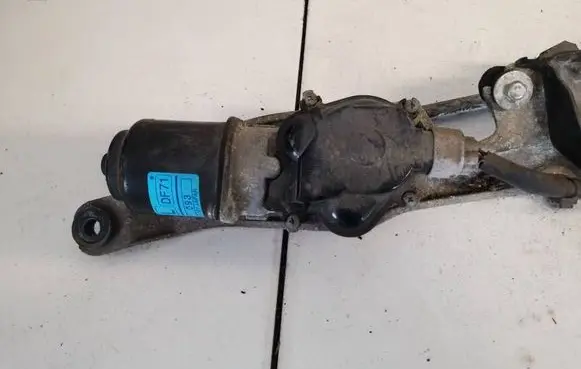 Mazda 2 Wiper motor df71 ldf71