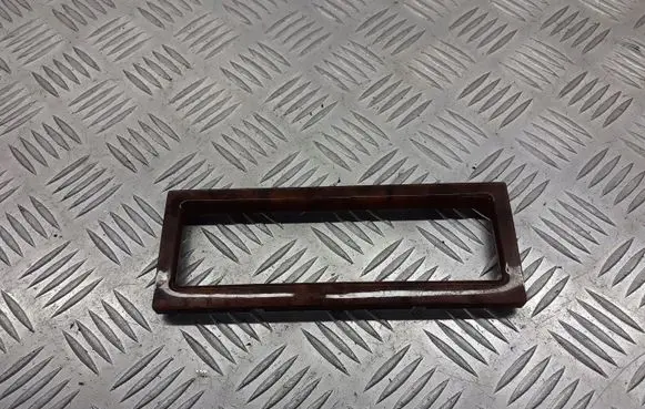 Volkswagen Bora Panel trim 1J0907047F