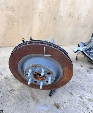 Tesla Model S Rear wheel hub spindle/knuckle 19B11B580058