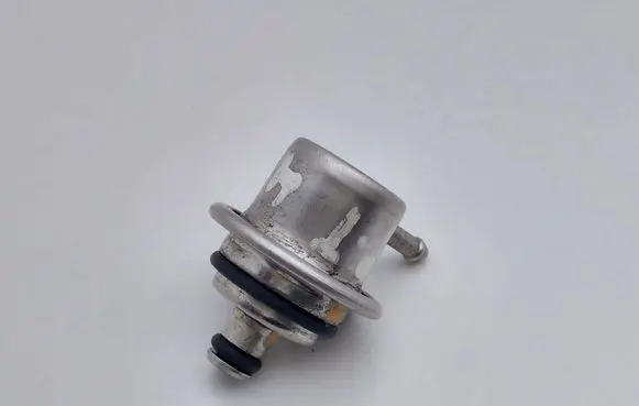 Peugeot 407 Fuel pressure regulator 9649998280
