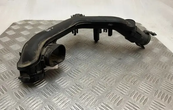 Audi A1 Intercooler hose/pipe 04C145673