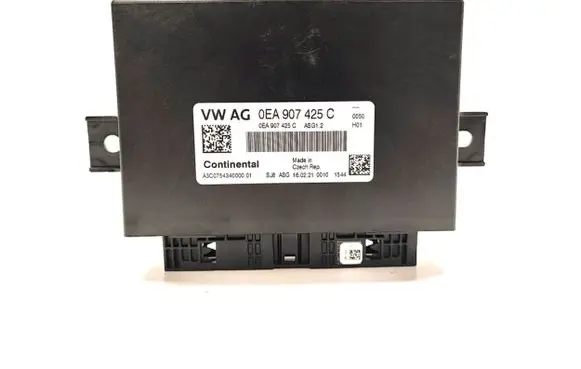 Skoda Enyaq iV Engine control unit/module 0EA907425C