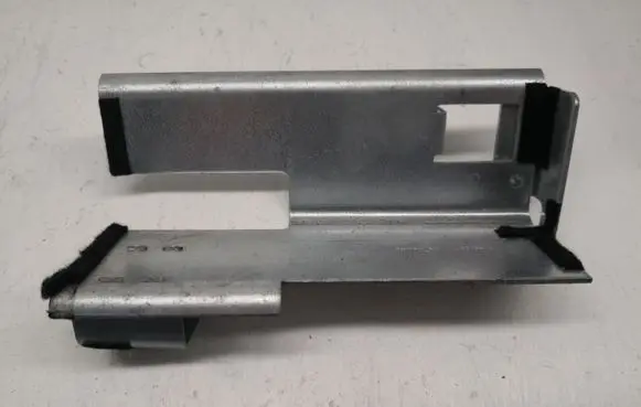 Volkswagen Touareg II Battery bracket 7L0801387