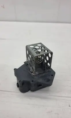 Coolant fan relay