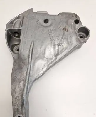 Volkswagen Golf VIII Engine mounting bracket 06Q199354C