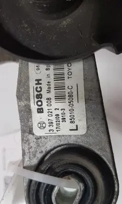 Toyota Avensis T270 Front wiper linkage and motor 0390241642 8511005070A