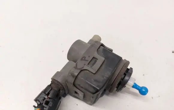 Nissan Pathfinder R51 Headlight level adjustment motor 