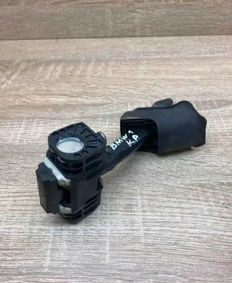 BMW 1 E81 E87 Front door check strap stopper 7070333 7070376