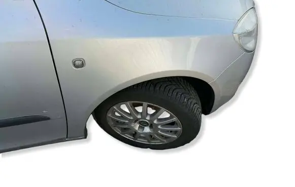Skoda Fabia Mk2 (5J) Fender LA7W