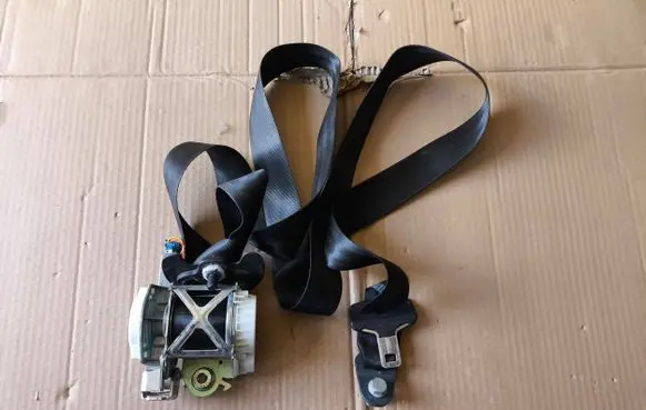 Citroen C3 Front seatbelt 96851660XX 34043250