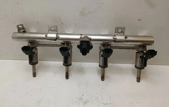 Citroen DS7 Crossback Fuel injectors set 9814468180 18001