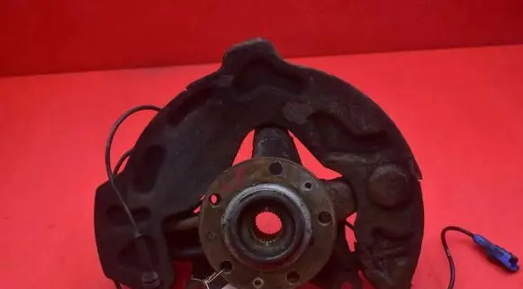 Peugeot 508 RXH Front wheel hub spindle knuckle