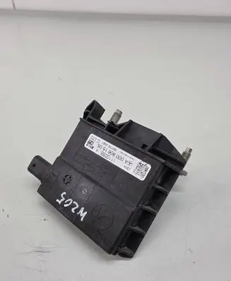 Mercedes-Benz C W205 Battery relay fuse A0009061505