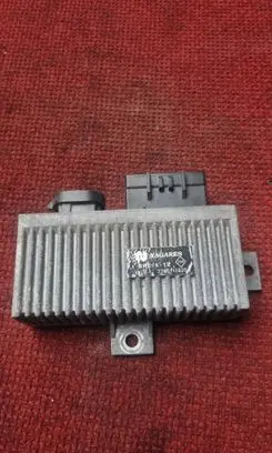 Renault Megane I Glow plug pre-heat relay 7700111525