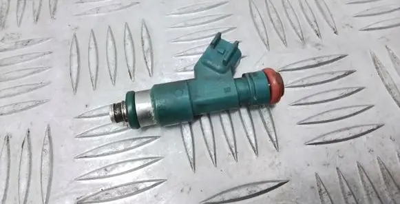 Fuel injector