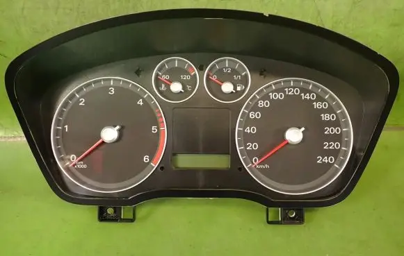 Ford Focus Speedometer (instrument cluster) 4M5T-10849-GP