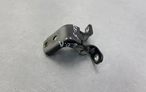 Mazda CX-5 II Rear door lower hinge 