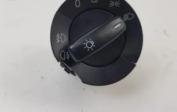 Volkswagen PASSAT B6 Light switch 1K0941431N 3C9945102