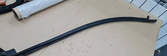 Chrysler Pacifica Sliding door rubber seal 