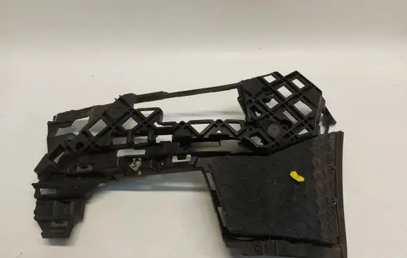 Front bumper mounting bracket