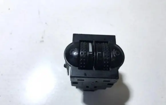Volkswagen PASSAT B5 Headlight level height control switch 3b0941333