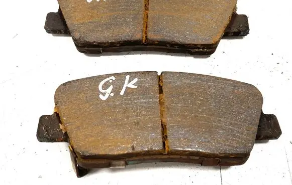 KIA Sorento Brake pads (rear) 